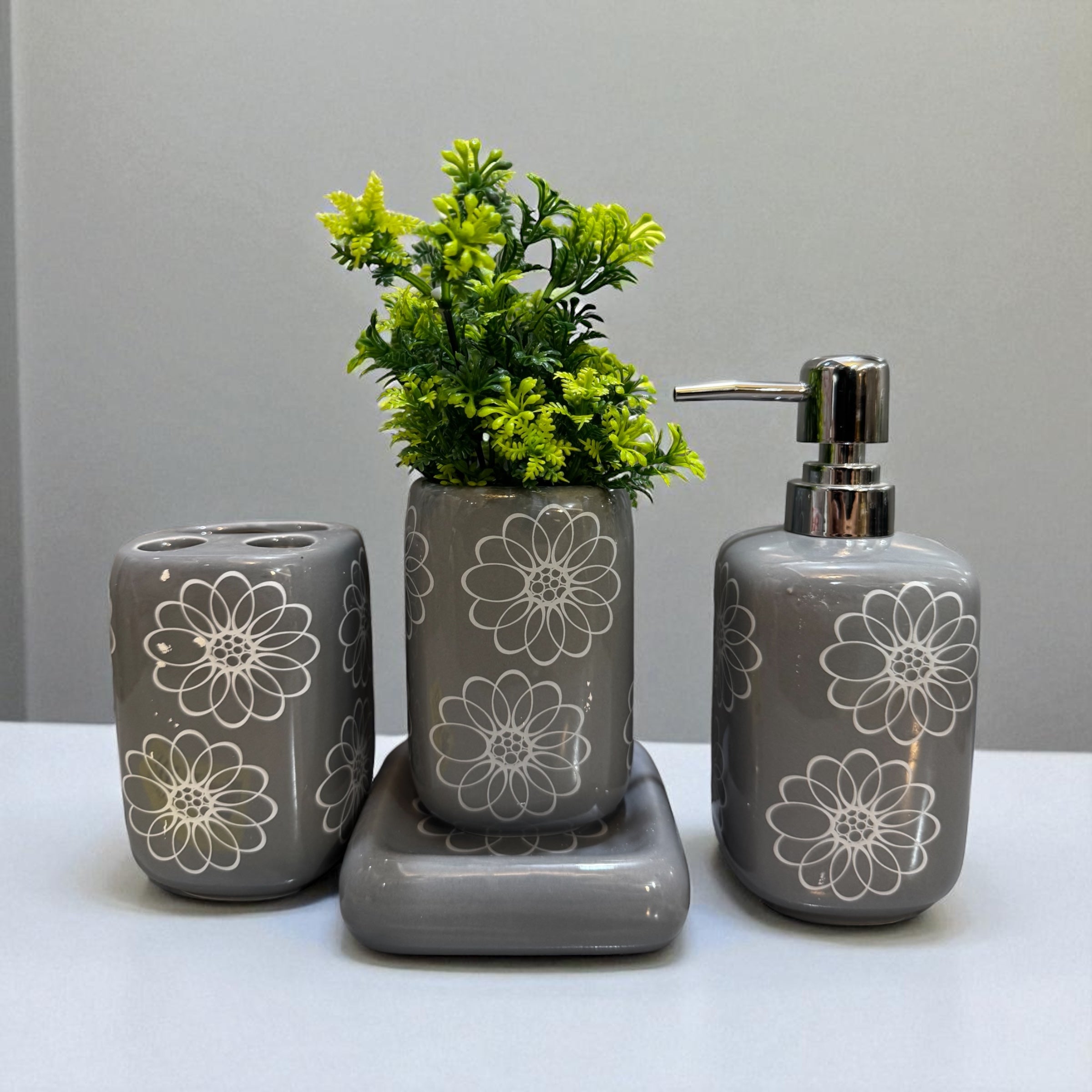 Floral Elegance Bath Set